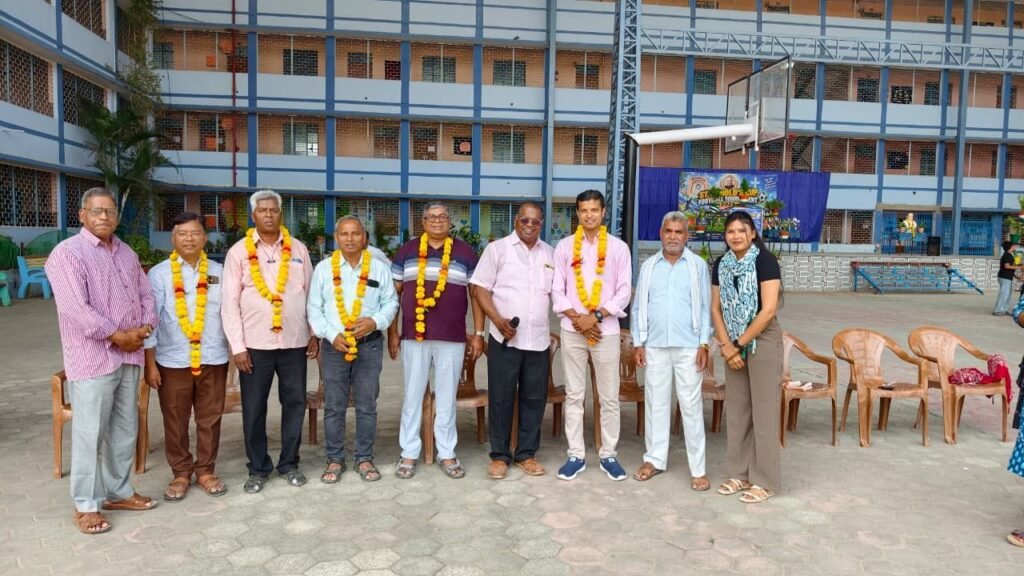 सेंट अर्नोल्ड कप फुटबॉल टूर्नामेंट: मेघनगर, थांदला, झाबुआ और पंचकुई सेमीफाइनल में पहुंचीं 2 सेंट अर्नोल्ड कप फुटबॉल टूर्नामेंट: मेघनगर, थांदला, झाबुआ और पंचकुई सेमीफाइनल में पहुंचीं | New India Times