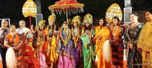 वात्सल्य ग्राम के समविद् गुरुकुलम में धूमधाम से मनाया गया दशहरा, 40 फीट ऊंचे रावण के पुतले का दहन