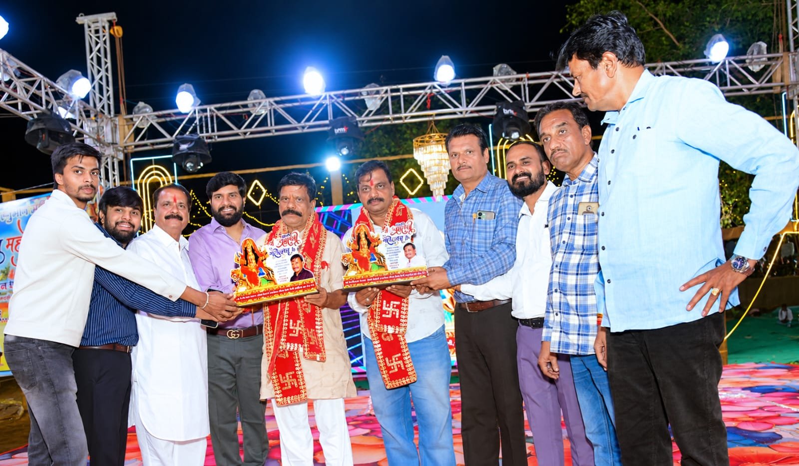 प्रसिद्ध धाम फुटतालाब में नवरात्रि महोत्सव का ऐतिहासिक समापन, समाजसेवी सुरेश चंद्र जैन का सम्मान | New India Times