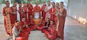 महिला पतंजलि योग समिति ने कालिका माता मंदिर में की महाआरती