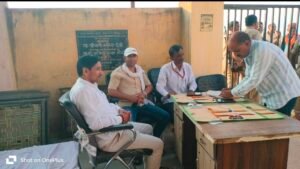 वाराणसी खंड शिक्षक निर्वाचन का मतदान शांतिपूर्ण संपन्न, 151 में से 132 मतदाताओं ने किया मतदान
