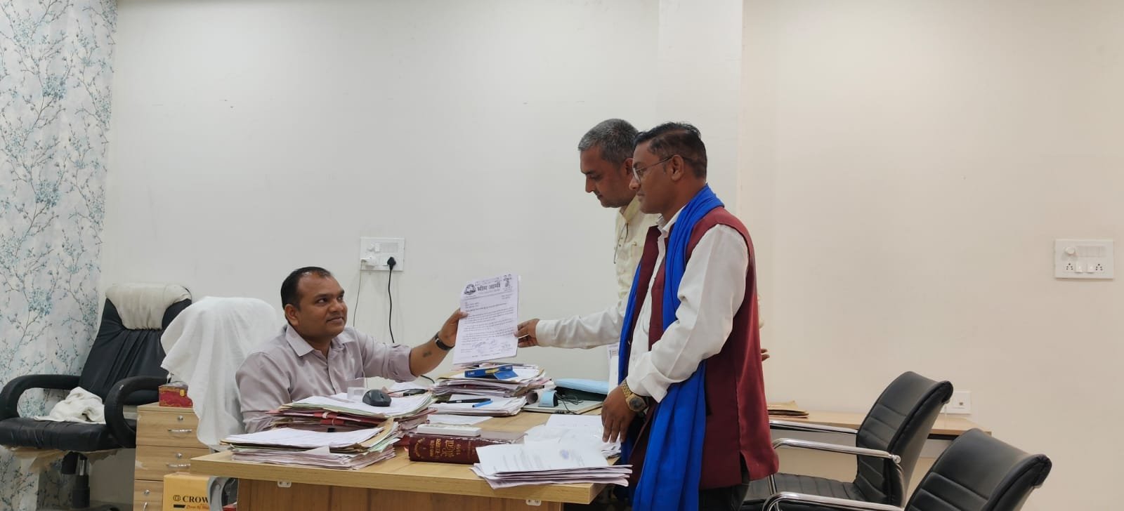 बुरहानपुर में ड्रोन सर्वे नहीं होने से हजारों ग्रामीण स्वामित्व योजना से वंचित, भीम आर्मी नेता दत्तू मेढ़े ने दी आंदोलन की चेतावनी 1 बुरहानपुर में ड्रोन सर्वे नहीं होने से हजारों ग्रामीण स्वामित्व योजना से वंचित, भीम आर्मी नेता दत्तू मेढ़े ने दी आंदोलन की चेतावनी | New India Times