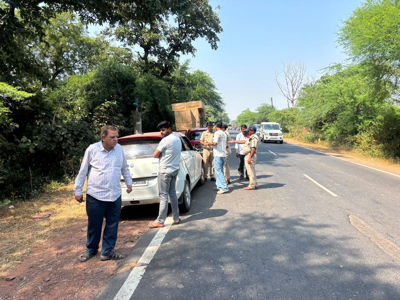 दमोह में यातायात पुलिस की सख्ती, ओवरस्पीडिंग के छह वाहनों पर 6 हजार का जुर्माना, दो वाहन जब्त | New India Times
