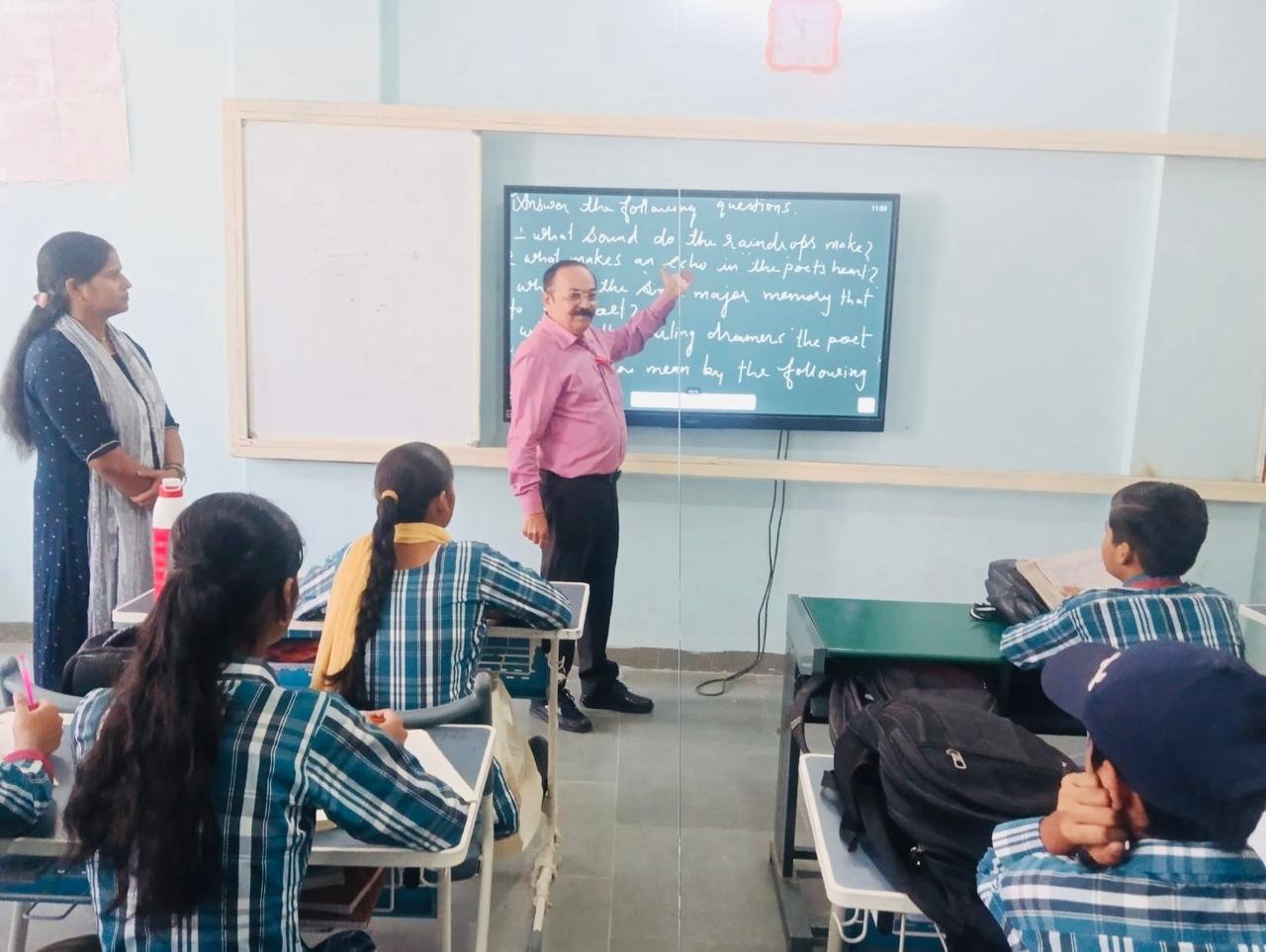 मेहगांव और गोहद के विद्यालयों का शिक्षा विभाग के अधिकारियों ने किया निरीक्षण, शैक्षणिक गुणवत्ता सुधारने के दिए निर्देश 1 मेहगांव और गोहद के विद्यालयों का शिक्षा विभाग के अधिकारियों ने किया निरीक्षण, शैक्षणिक गुणवत्ता सुधारने के दिए निर्देश | New India Times