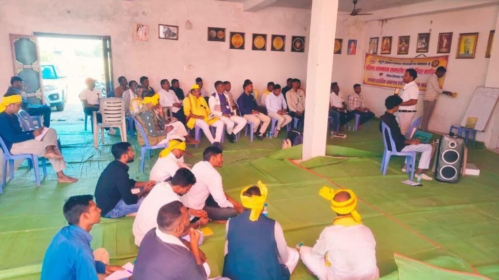 जल, जंगल और ज़मीन के अधिकारों पर इमलीखेड़ा गोटूल में कार्यशाला आयोजित, ग्रामसभा की शक्तियों और अधिकारों पर दिया जोर | New India Times