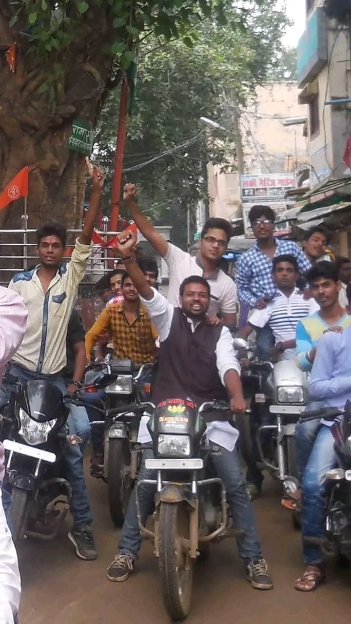 संगठन को पांच साल देने वाले कार्यकर्ता को मिलेगा मौका या पूंजी-रसूख का चलेगा ज़ोर? सागर युवा मोर्चा अध्यक्ष पद की दौड़ में योगेश नामदेव की चर्चा तेज़ 1 संगठन को पांच साल देने वाले कार्यकर्ता को मिलेगा मौका या पूंजी-रसूख का चलेगा ज़ोर? सागर युवा मोर्चा अध्यक्ष पद की दौड़ में योगेश नामदेव की चर्चा तेज़ | New India Times