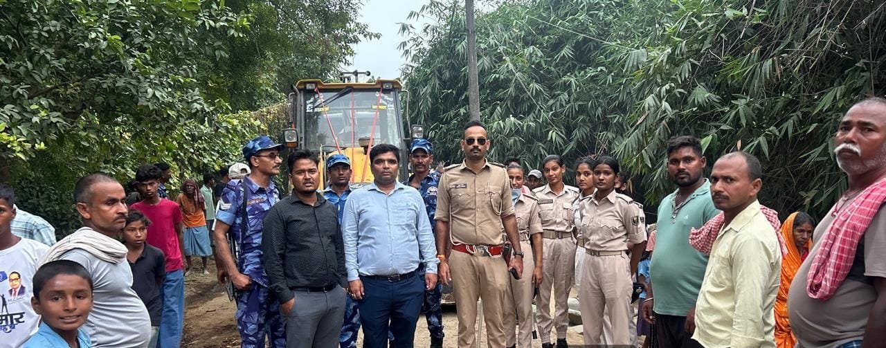 भागलपुर में अतिक्रमण के ख़िलाफ़ प्रशासन की कार्रवाई, 19 अतिक्रमणकारियों से मुक्त कराई गई सरकारी भूमि | New India Times