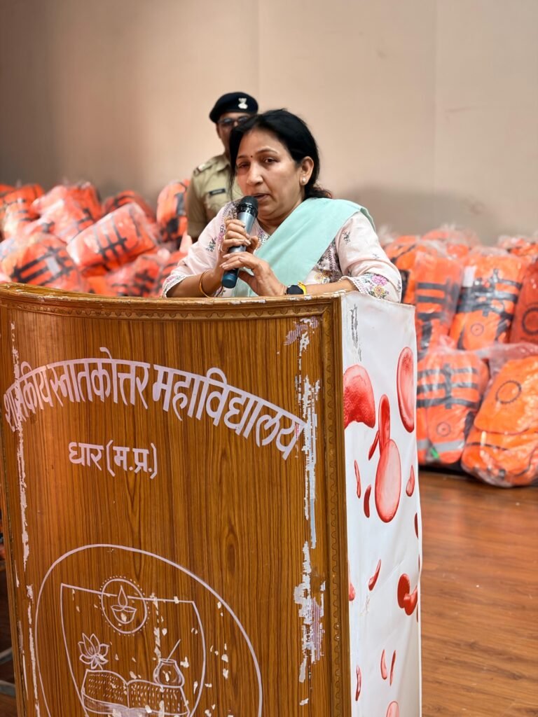 धार में सात दिवसीय ‘आपदा मित्र’ प्रशिक्षण कार्यक्रम का समापन, स्वयंसेवकों को दिया गया बचाव कार्यों का व्यावहारिक प्रशिक्षण 3 धार में सात दिवसीय ‘आपदा मित्र’ प्रशिक्षण कार्यक्रम का समापन, स्वयंसेवकों को दिया गया बचाव कार्यों का व्यावहारिक प्रशिक्षण | New India Times