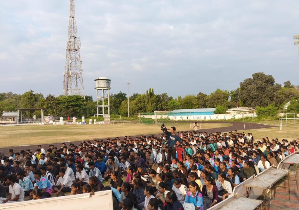 भुसावळ में पुलिस भर्तीपूर्व प्रशिक्षण शिविर संपन्न, सैकड़ों युवक-युवतियों ने लिया हिस्सा | New India Times