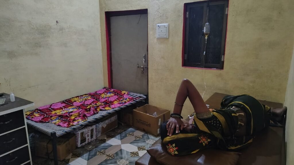 गौरझामर में कथित झोलाछाप डॉक्टरों पर कार्रवाई का इंतजार, पत्रकार को जान से मारने की धमकी देने का आरोप 2 गौरझामर में कथित झोलाछाप डॉक्टरों पर कार्रवाई का इंतजार, पत्रकार को जान से मारने की धमकी देने का आरोप | New India Times