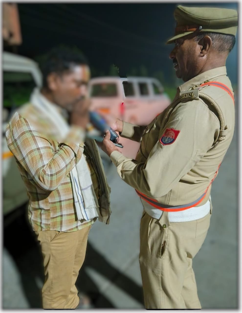 शाहजहांपुर में यातायात पुलिस का विशेष चेकिंग अभियान, 1542 वाहनों के चालान 1 शाहजहांपुर में यातायात पुलिस का विशेष चेकिंग अभियान, 1542 वाहनों के चालान | New India Times