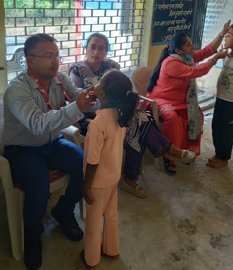 उदयपुरा के छह गांवों के स्कूलों में लगा जिला स्तरीय फ्लोरोसिस स्वास्थ्य परीक्षण शिविर | New India Times